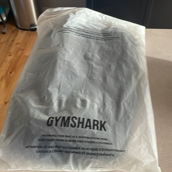 BNWT GYMSHARK PREMIUM LIFESTYLE BARREL GYM BAG NEW RELEASE ONYX GREY - Picture 9 of 9